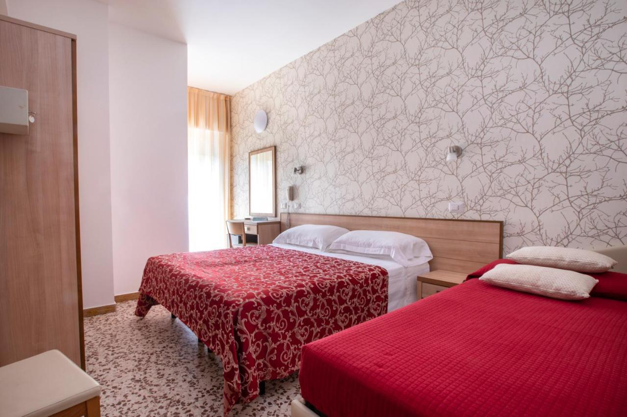 Hotel Ravello Adults Only 리미니 외부 사진